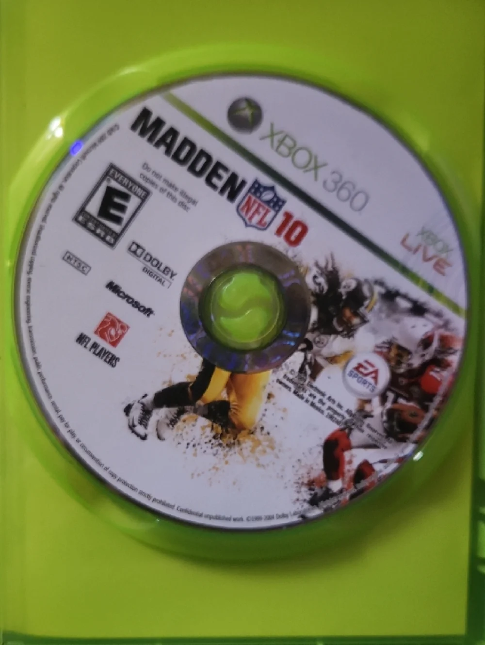 Madden NFL 10 (White/Red) - Xbox 360 - Picture 4 of 4